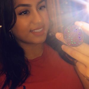 Meet your Posher, Adriana